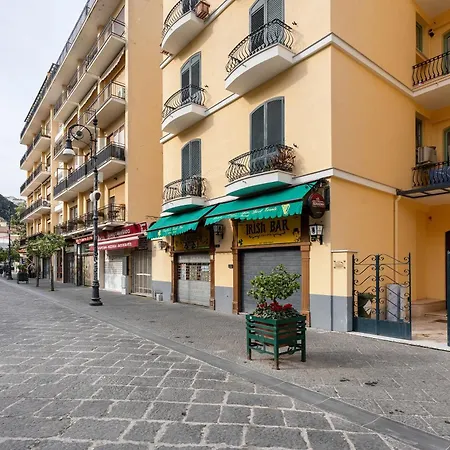 Center Luxury 3 Appartement