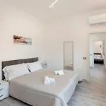 Center Luxury 3