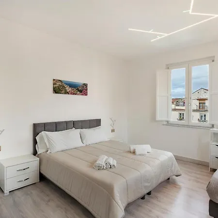 Center Luxury 3 ソレント