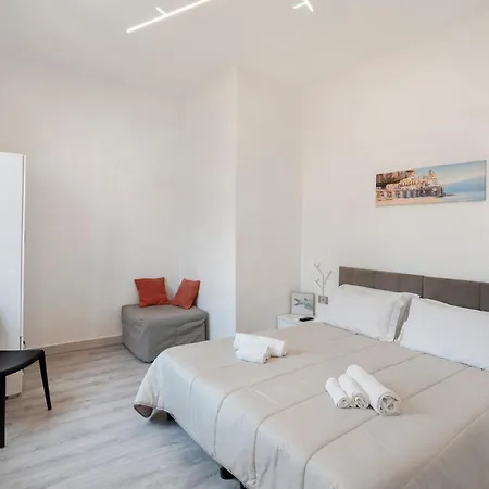 Center Luxury 3 アパート *