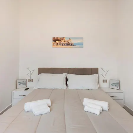 Center Luxury 3 アパート *