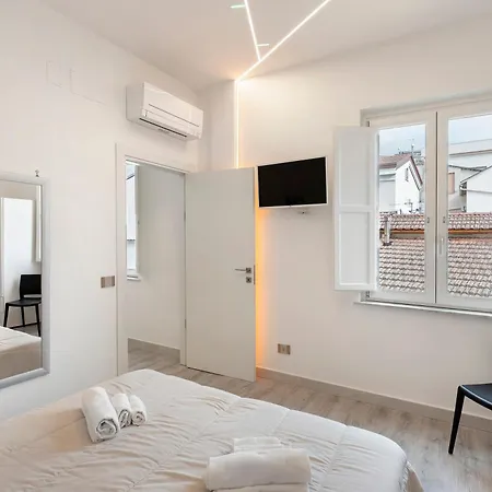 Center Luxury 3 アパート ソレント